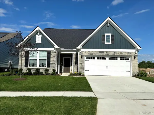 5627 Lewiston Road, Canton, MI 48188