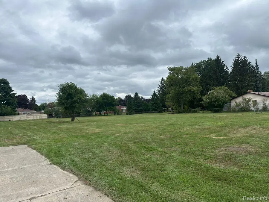 27365 Ryan Road, Warren, MI 48092 - #2