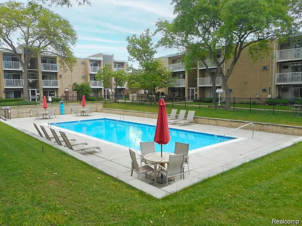 4909 Crooks Road #D6, Royal Oak, MI 48073 - #1