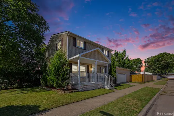 23225 Elaine Street, StClairShores, MI 48080