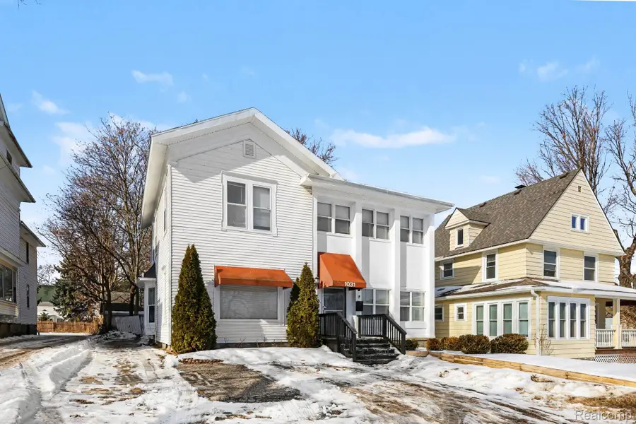 1031 N Washington Avenue, Lansing, MI 48906 - #2