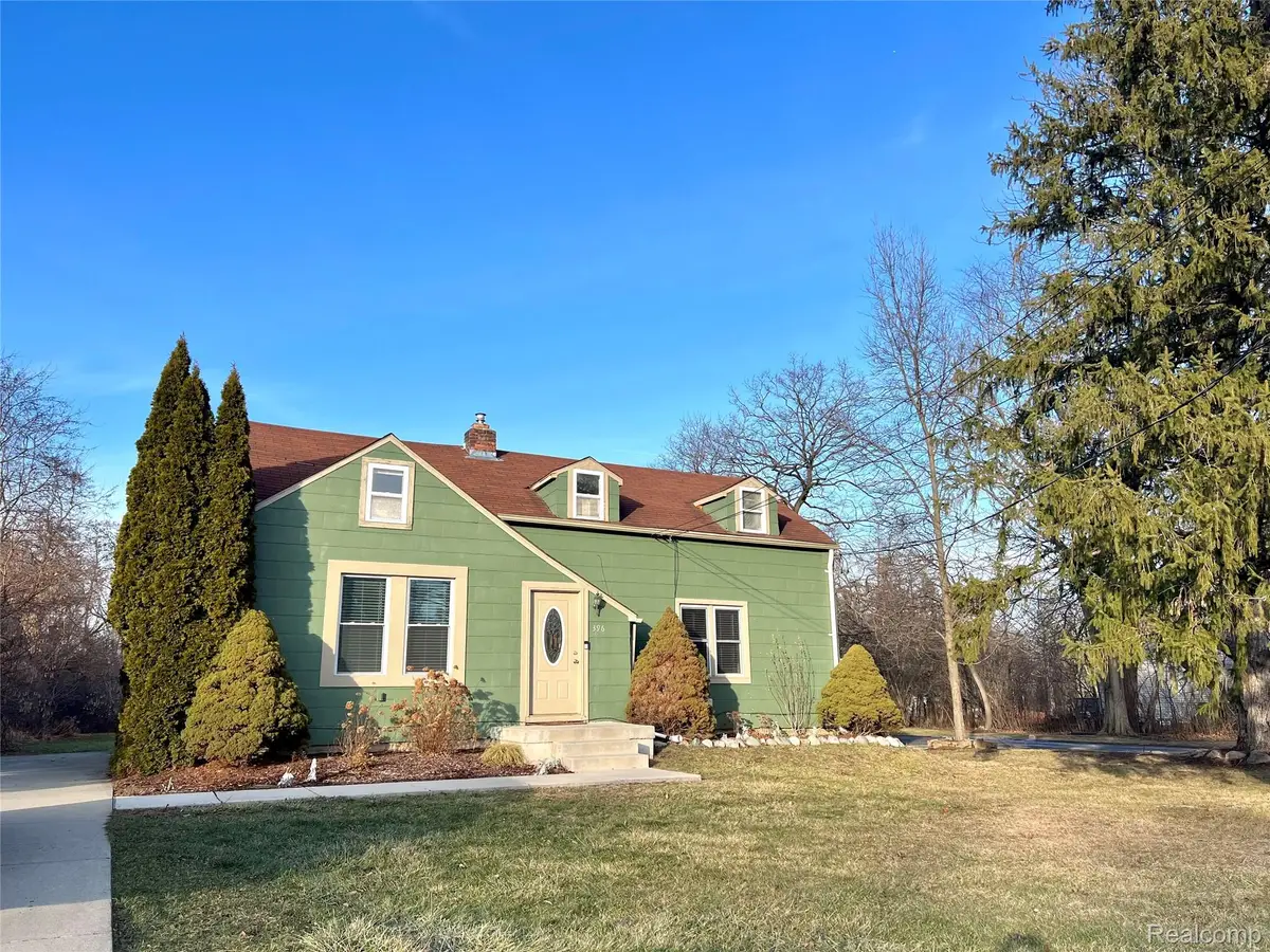 396 South Boulevard W, Rochester Hills, MI 48307 - #1