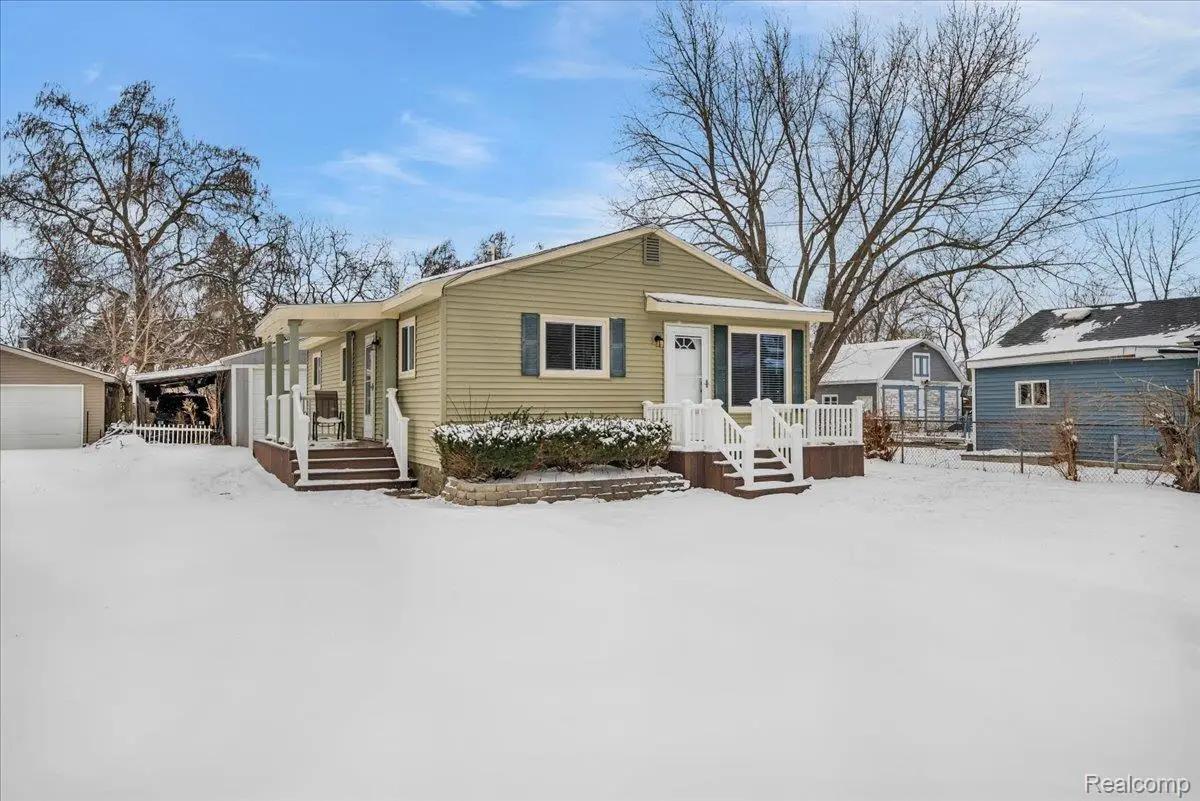 5151 Brobeck Street, Flint, MI 48532 - #1