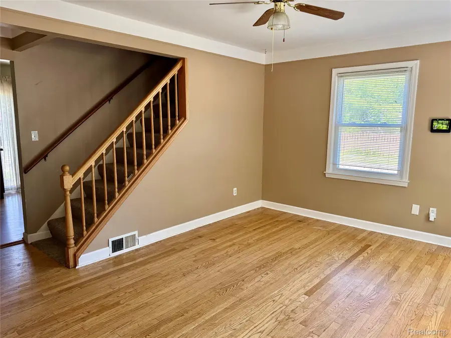 18719 Poinciana, Redford, MI 48240 - #2