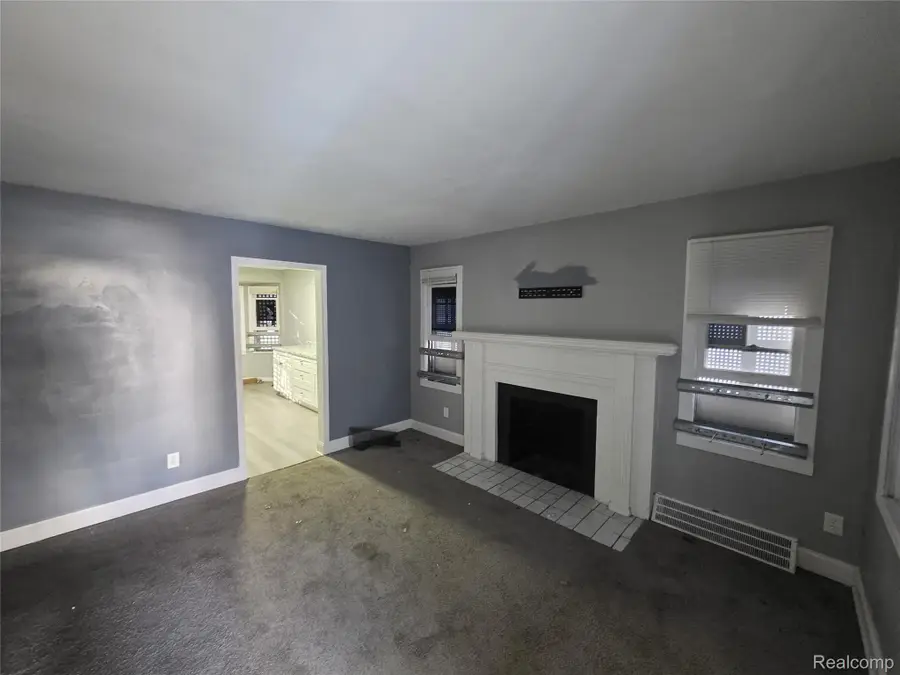 19195 Dresden Street, Detroit, MI 48205 - #3