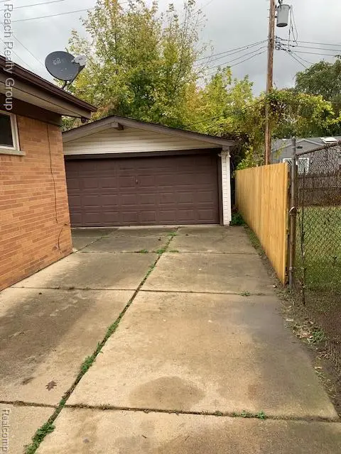 20196 Mcintyre Street, Detroit, MI 48219 - #2