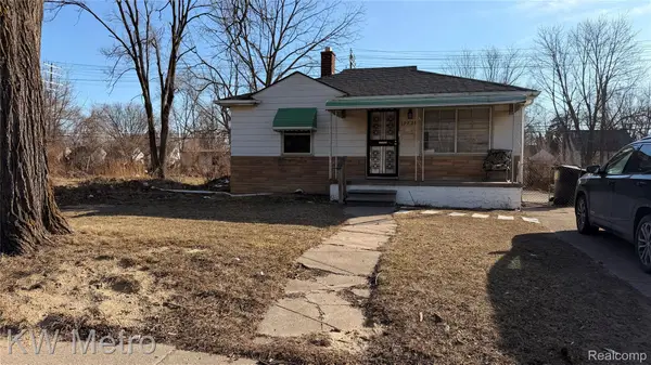 19728 Hoover Street, Detroit, MI 48205