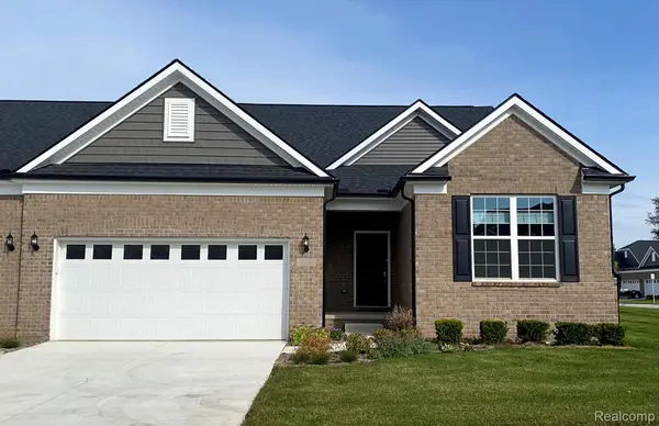 42744 Arbor Drive, ClintonTownship, MI 48038