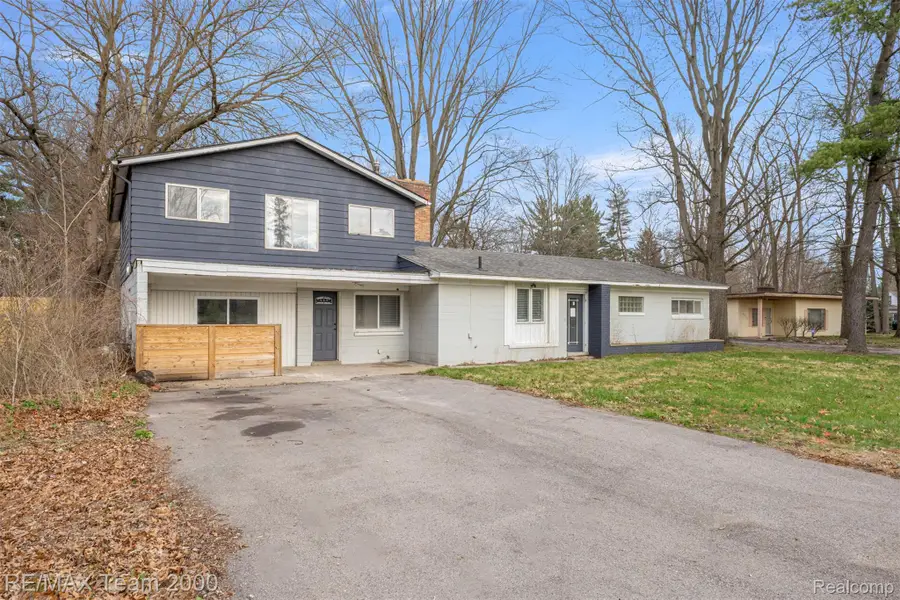 22164 Berg Road, Southfield, MI 48033 - #2