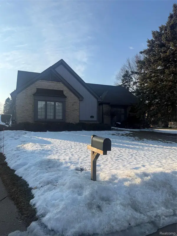 1446 Vistaview Drive, RochesterHills, MI 48306