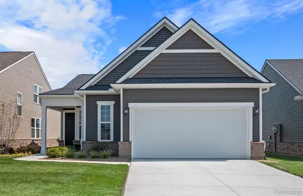 3401 Beech Bark Court, Milford, MI 48381
