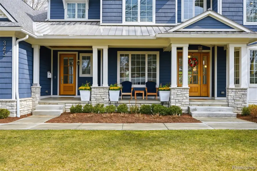 345 Dalebrook Lane, Bloomfield, MI 48301 - #3