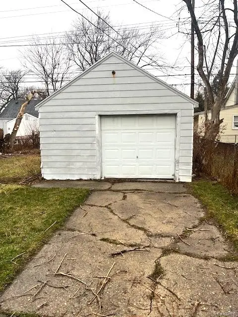 7535 Toepfer Road, Warren, MI 48091 - #2