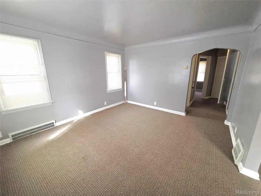 8850 Farmbrook Street, Detroit, MI 48224 - #3