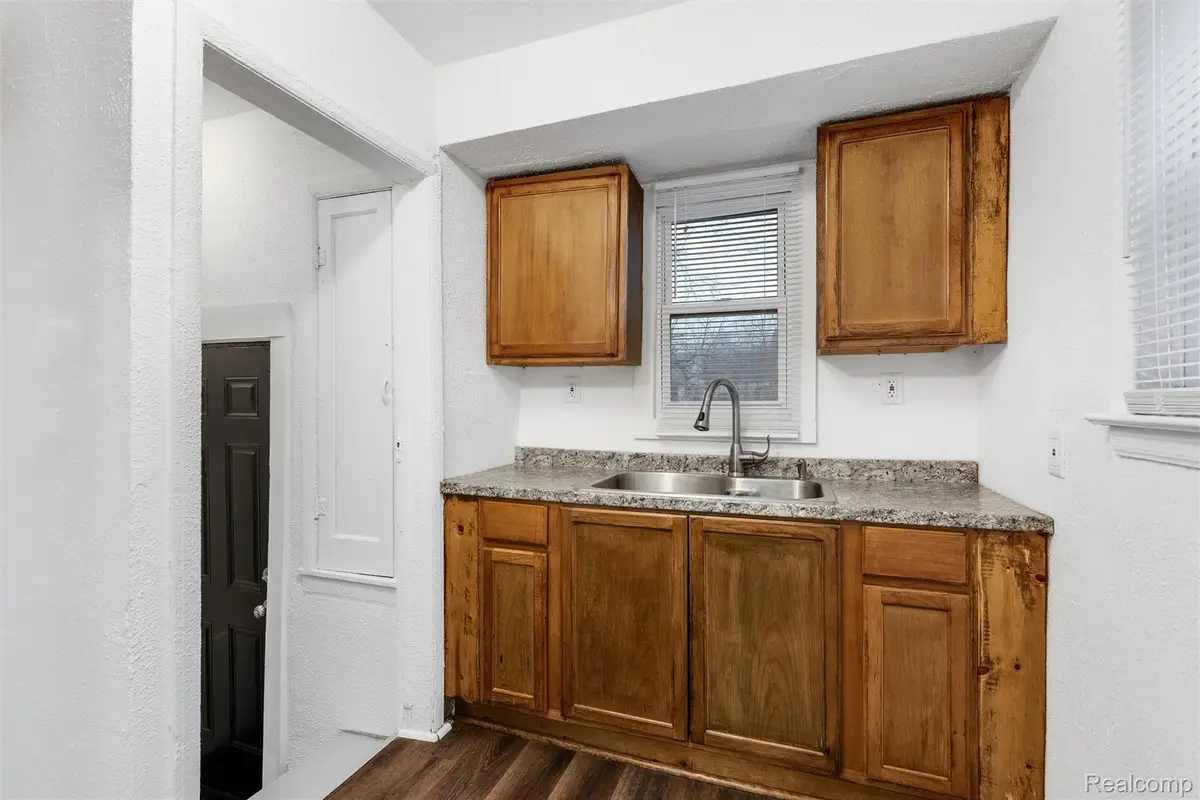 12244 Woodmont Avenue, Detroit, MI 48227 - #1
