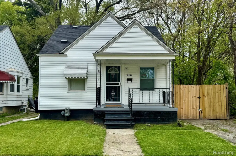 12244 Woodmont Avenue, Detroit, MI 48227 - #3