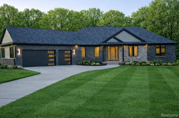 16609 Kings Fairway Lane, GrandBlanc, MI 48439
