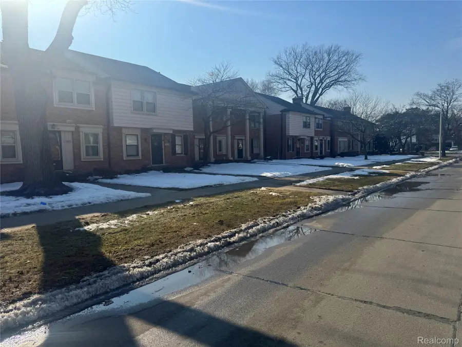 19648 Fleetwood Drive, Harper Woods, MI 48225 - #2