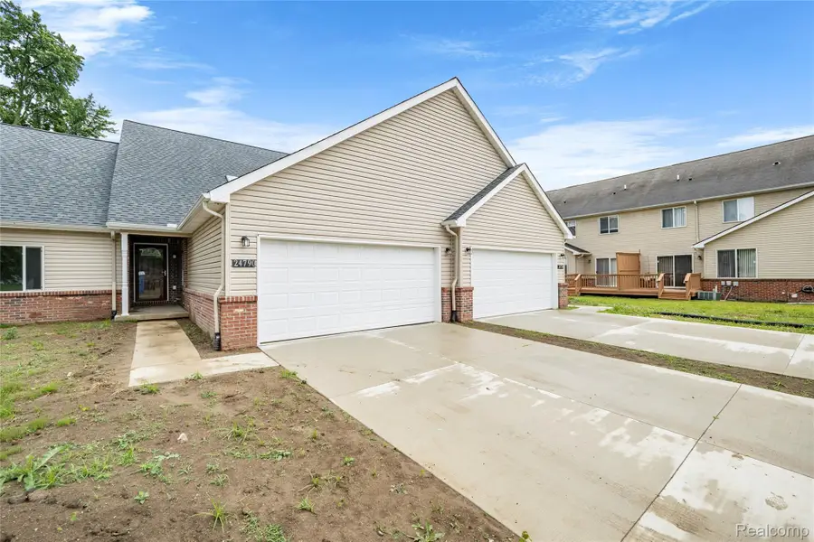 24790 Ashley Court, Redford, MI 48239 - #2