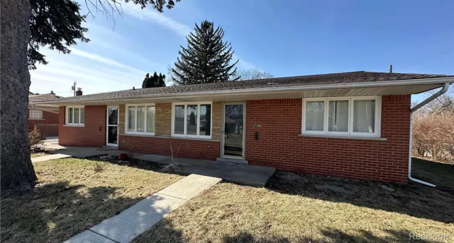 27099 Demrick Street, Roseville, MI 48066 - #2