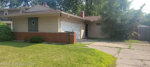 20120 Salisbury Street, StClairShores, MI 48080