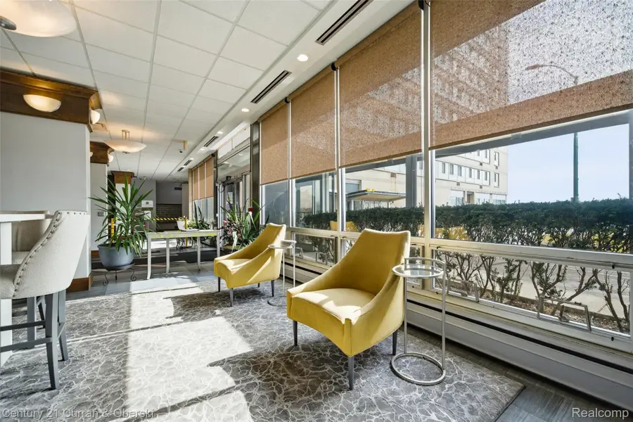 8900 E Jefferson Avenue #112, Detroit, MI 48214 - #3