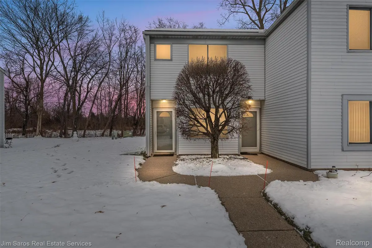 64 Rosebud Lane, Mount Clemens, MI 48043 - #1