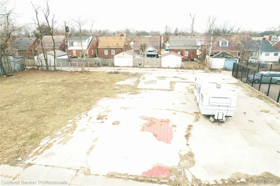 18281 Wyoming Avenue, Detroit, MI 48221 - #2