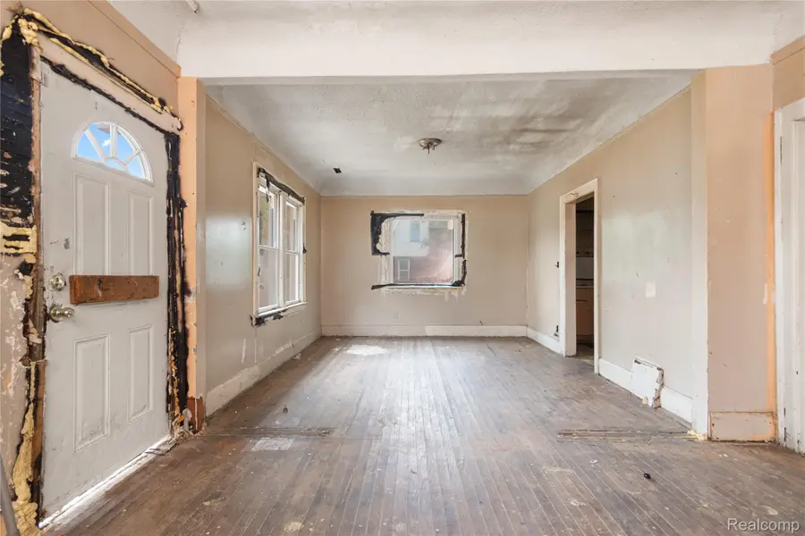 195 W Greendale, Detroit, MI 48203 - #2