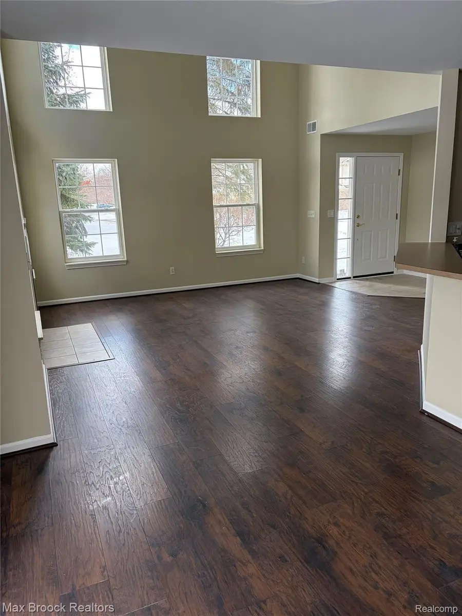 302 N Vista, Auburn Hills, MI 48326 - #2