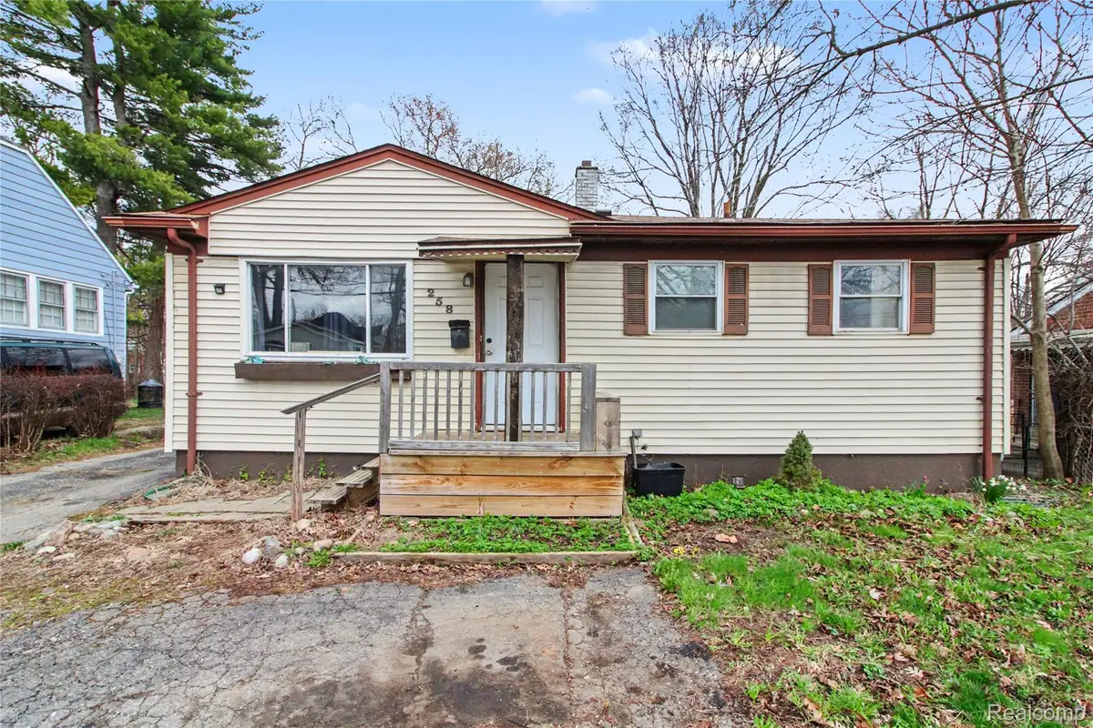 258 Voorheis Street, Pontiac, MI 48341 - #1