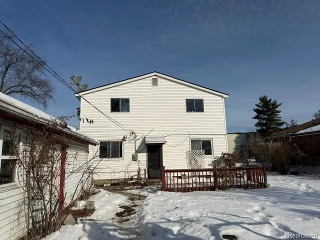 151 W Sheffield Avenue, Pontiac, MI 48340 - #3