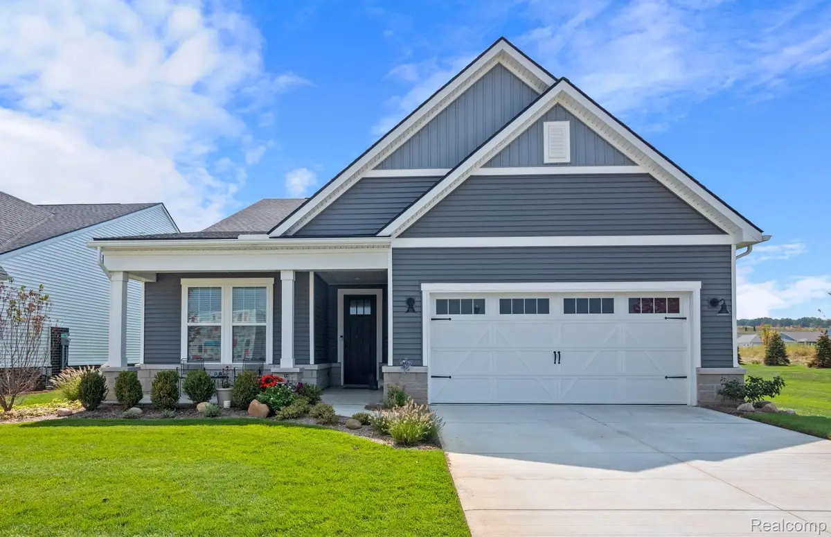 2055 Marigold Way, Milford, MI 48381 - #1