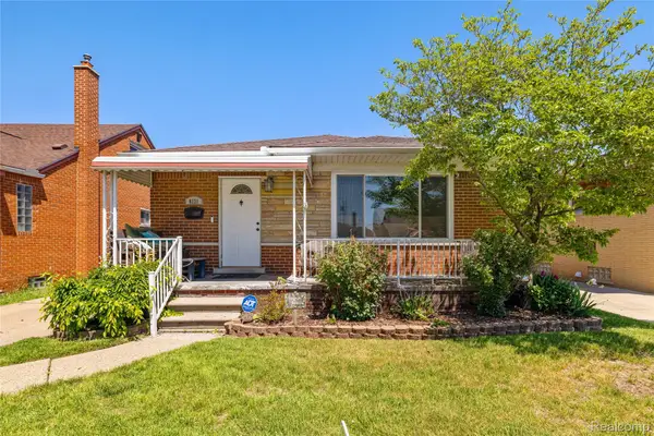 8131 Marian Street, Warren, MI 48093