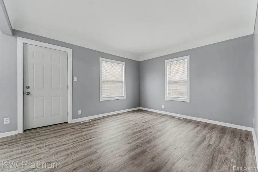 7527 Toepfer Road, Warren, MI 48091 - #3