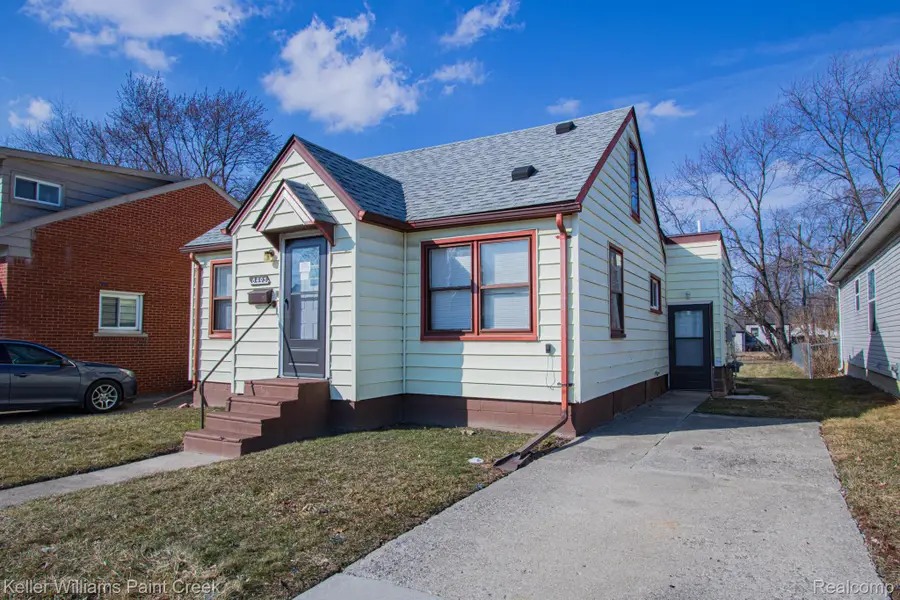 8493 Jewett Avenue, Warren, MI 48089 - #2