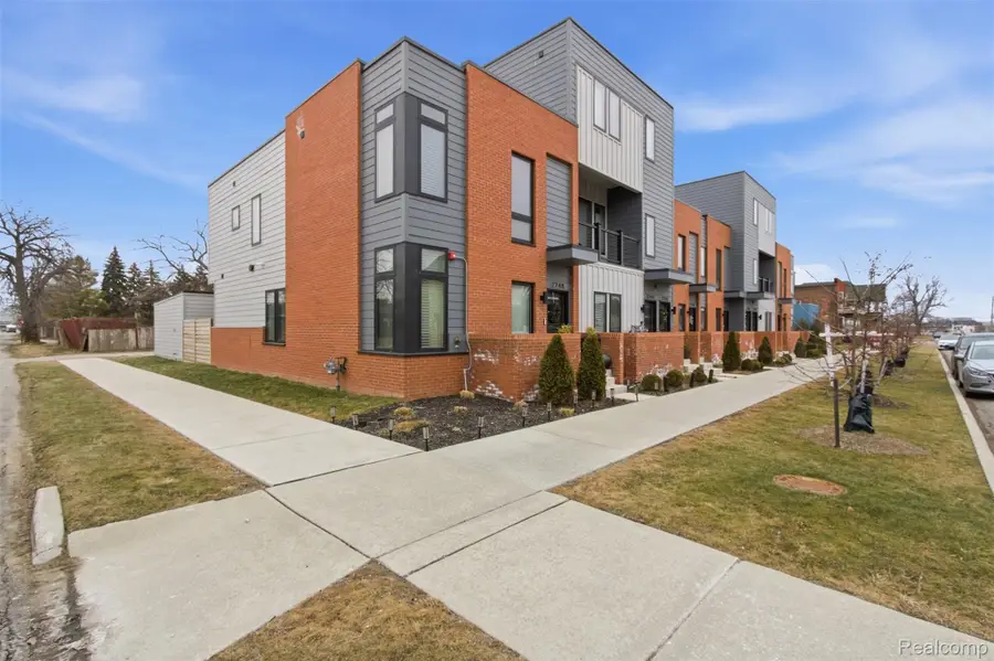 2744 Harrison Street, Detroit, MI 48216 - #3