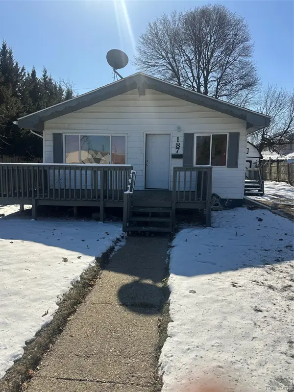 187 Nebraska Avenue, Pontiac, MI 48341