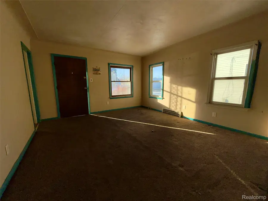 8614 Hubbell Street, Detroit, MI 48228 - #3