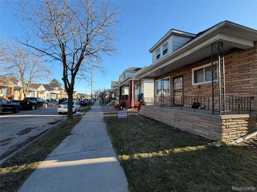 12091 Sobieski Street, Hamtramck, MI 48212 - #2