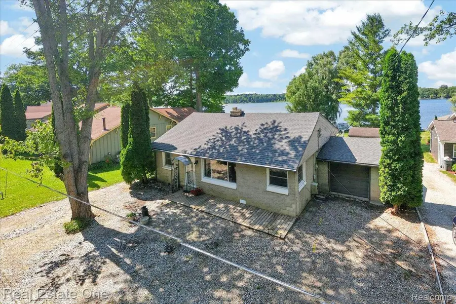705 Sunset Drive, Attica, MI 48412 - #3