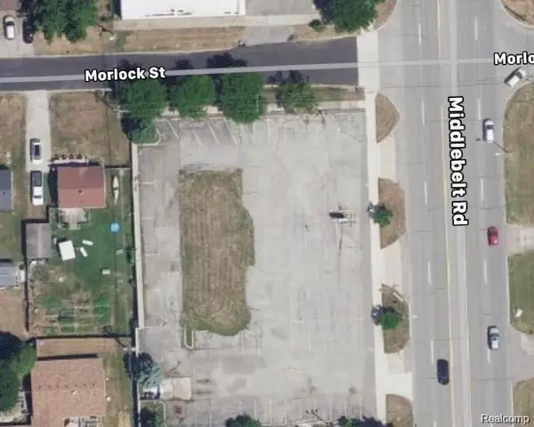 20385 Middlebelt Road, Livonia, MI 48152