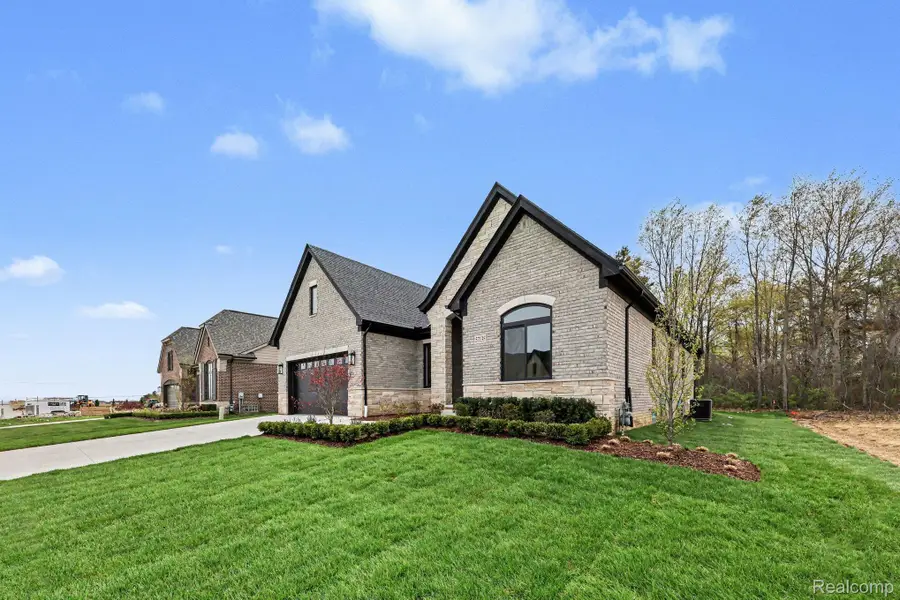 57135 Meadowridge Drive, Washington, MI 48094 - #3
