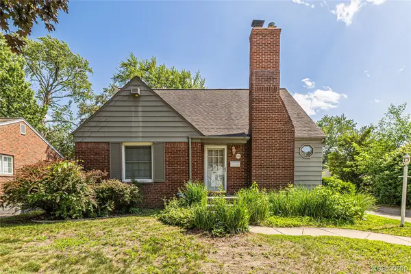 2204 Kalama Avenue, RoyalOak, MI 48067