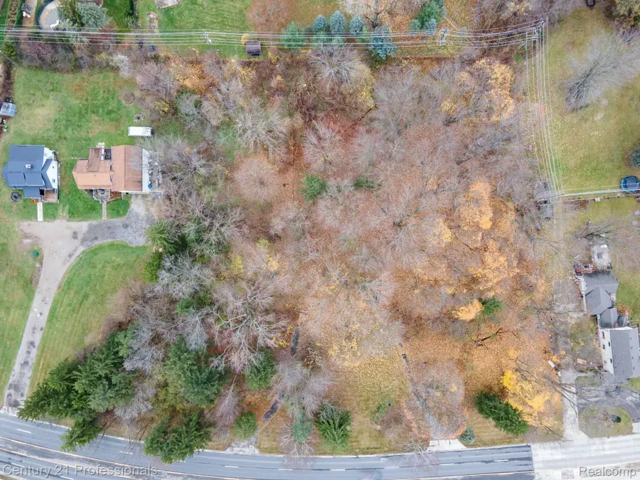 LOT 1 W Walton, Waterford, MI 48329 - #3