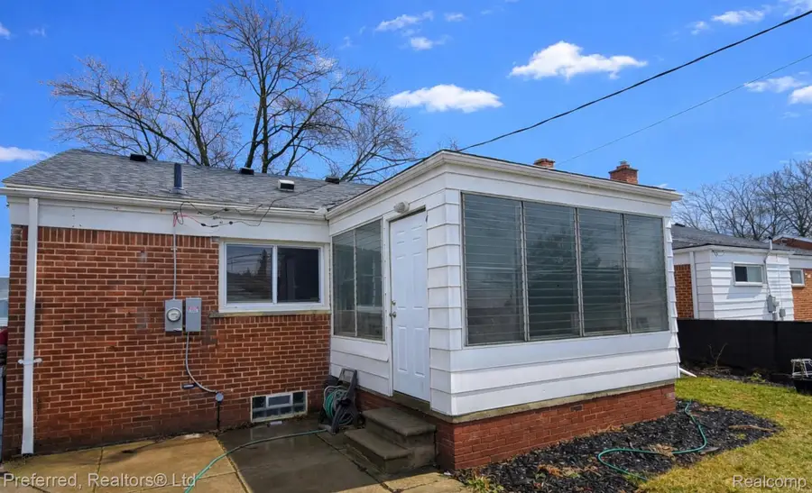 12851 Hemingway, Redford, MI 48239 - #2