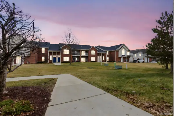 51602 Stern Lane #128, Chesterfield, MI 48051