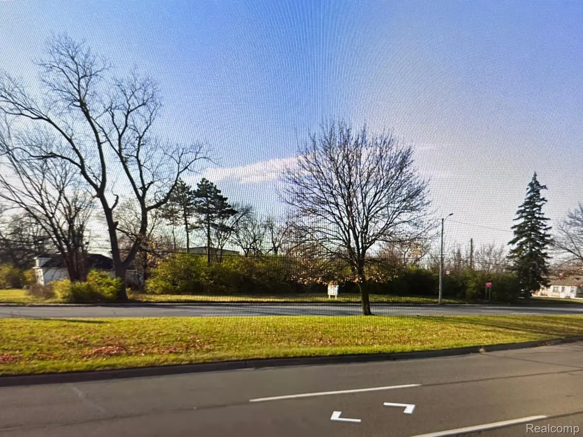 28437 Michigan Ave, Inkster, MI 48141 - #1