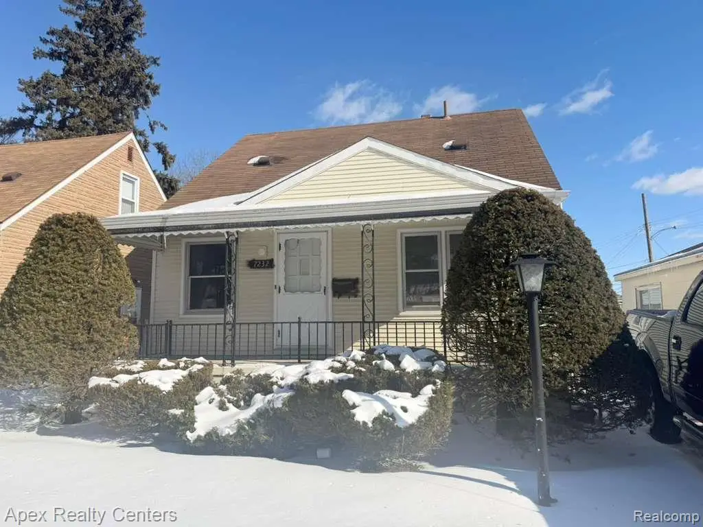 7232 Dolphin, Redford, MI 48239 - #1