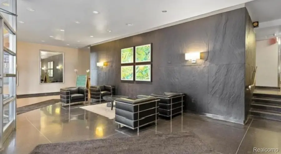 8200 Jefferson Avenue E #803, Detroit, MI 48214 - #3